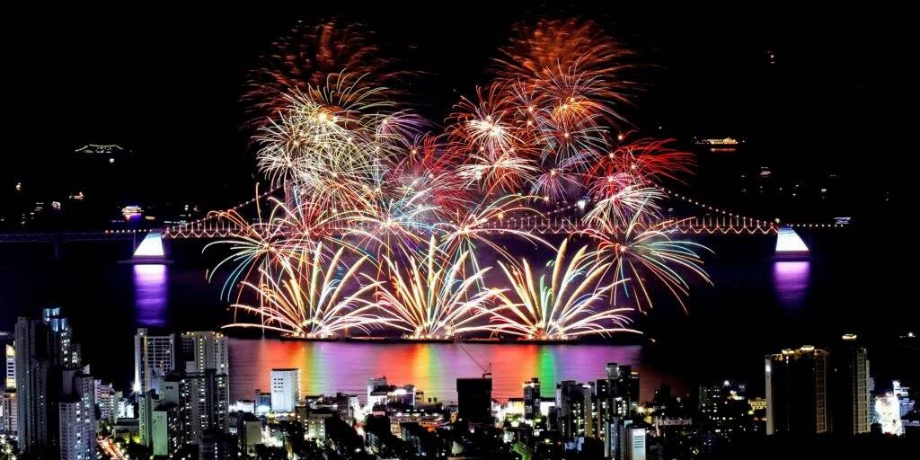 The Seoul World Fireworks Festival 2022 COREASUR